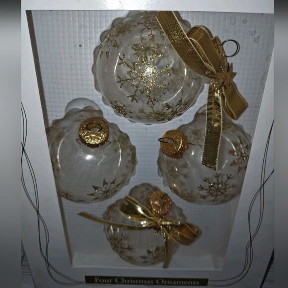Christmas Holiday Vintage Glass Tree Ornaments Clear With Gold Snowflakes USA - Picture 4 of 8